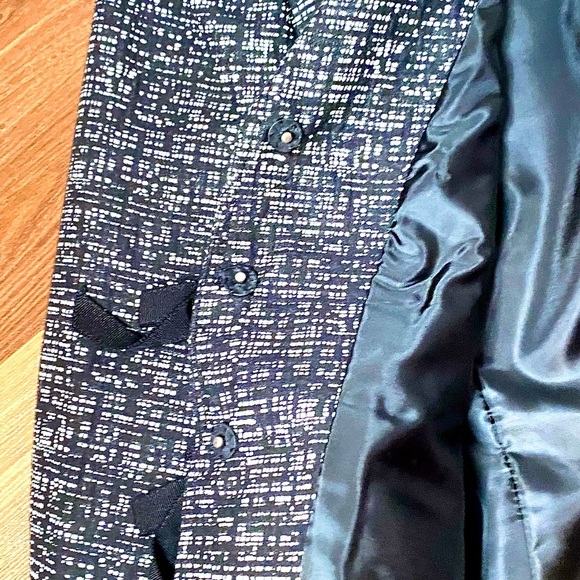 ANN KLEIN Women's Black and White Jacket with Bows at the Front - Picture 10 of 16